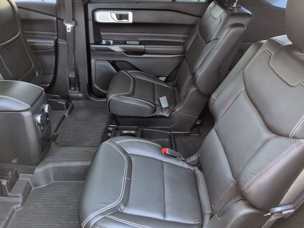 Thumbnail: 2020 Ford Explorer - 28