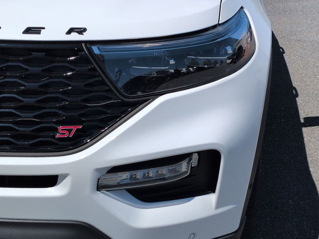 Thumbnail: 2020 Ford Explorer - 24