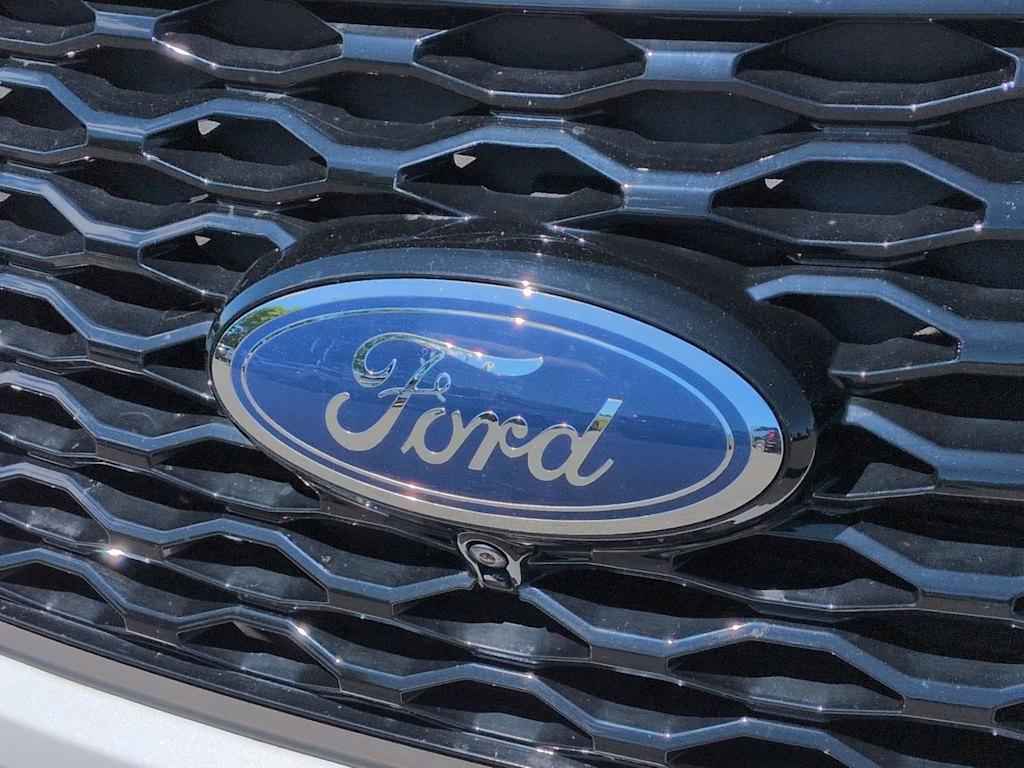 Thumbnail: 2020 Ford Explorer - 7