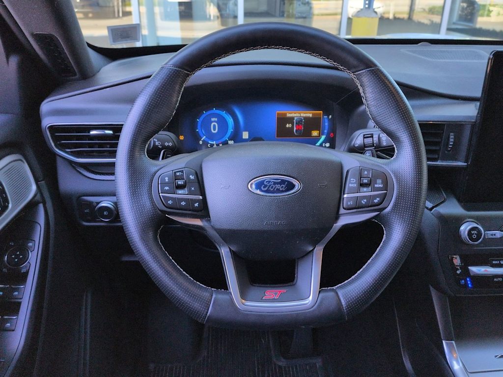 Thumbnail: 2020 Ford Explorer - 14