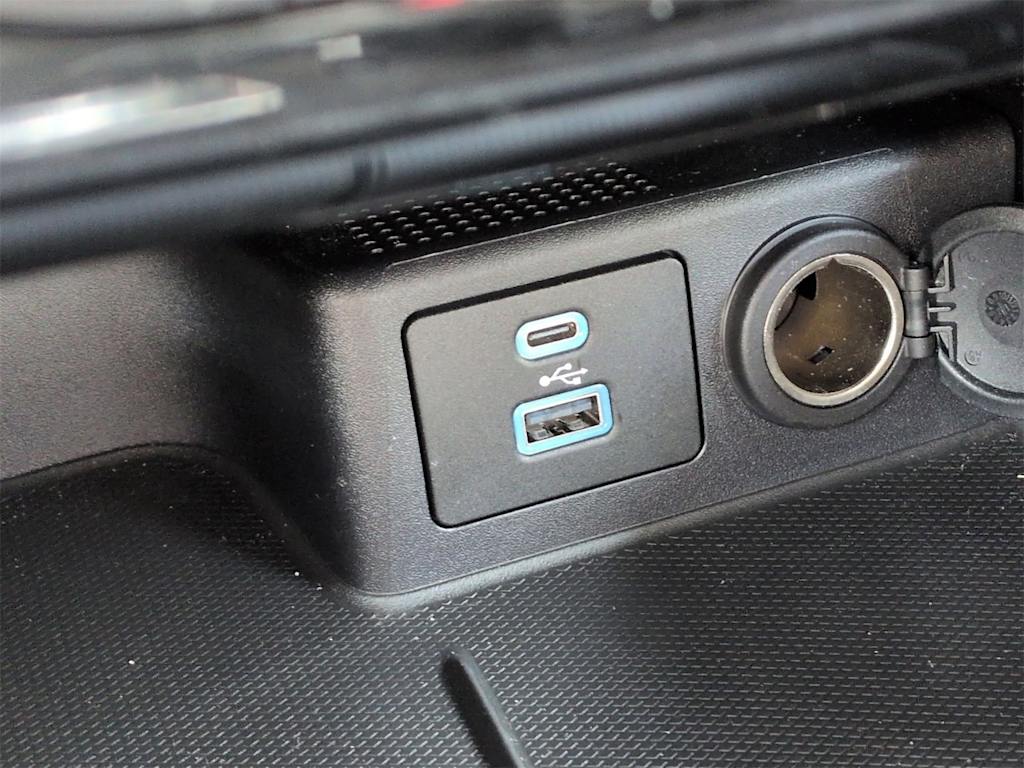 Thumbnail: 2022 Ford Escape - 35