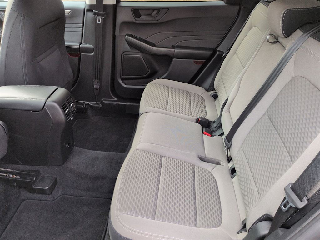 Thumbnail: 2022 Ford Escape - 28