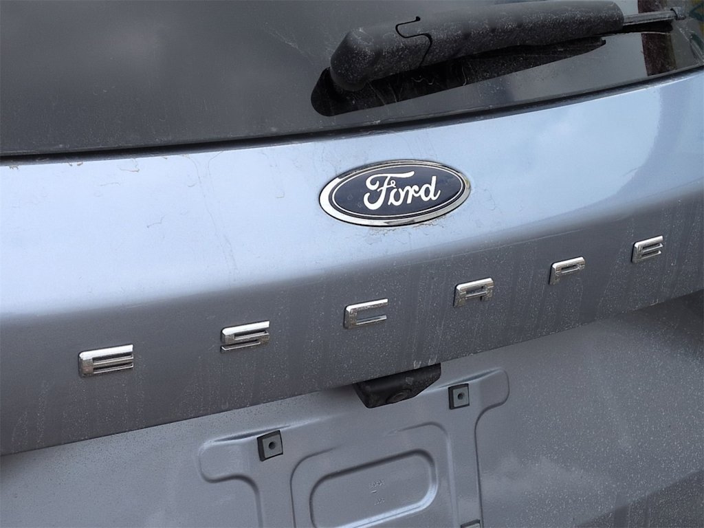 Thumbnail: 2022 Ford Escape - 26