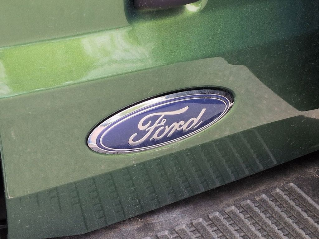 Thumbnail: 2022 Ford Bronco - 6
