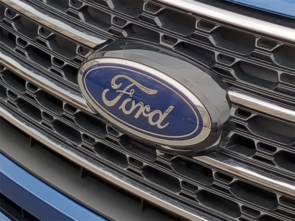 Thumbnail: 2021 Ford Explorer - 6