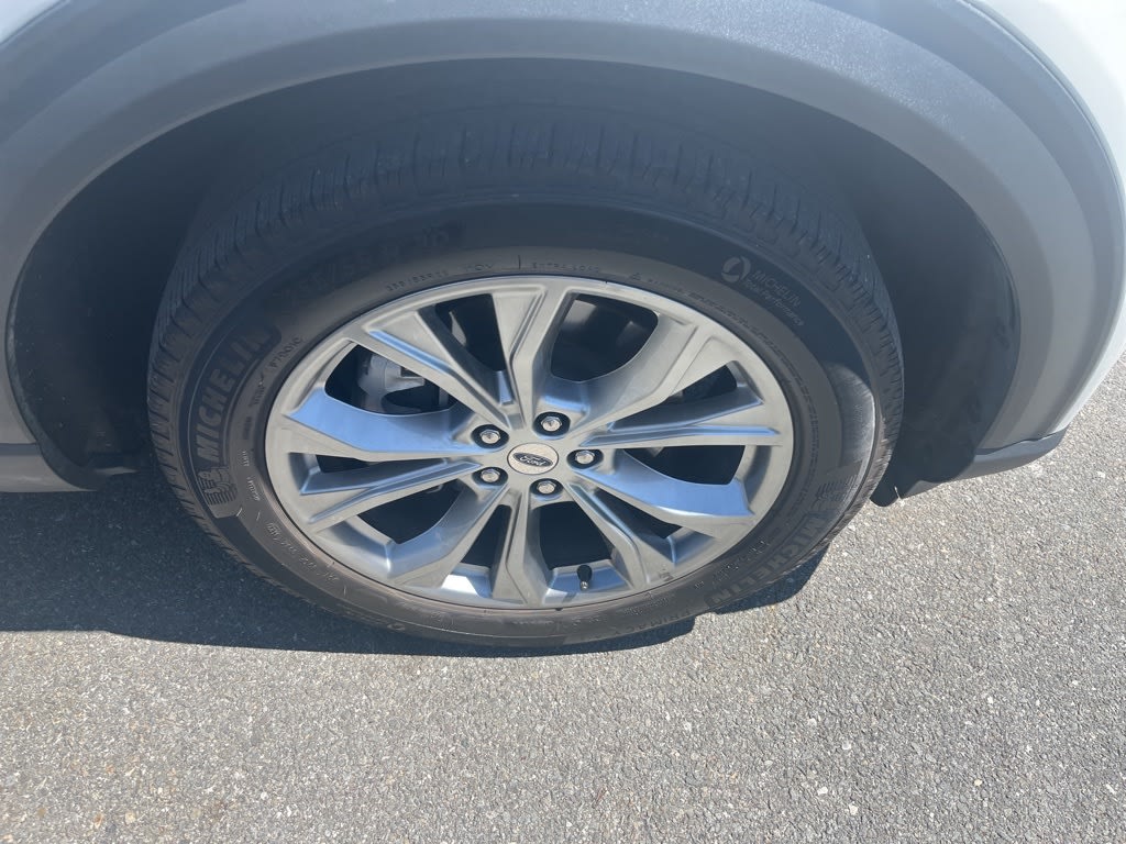 2022 Ford Explorer XLT 5