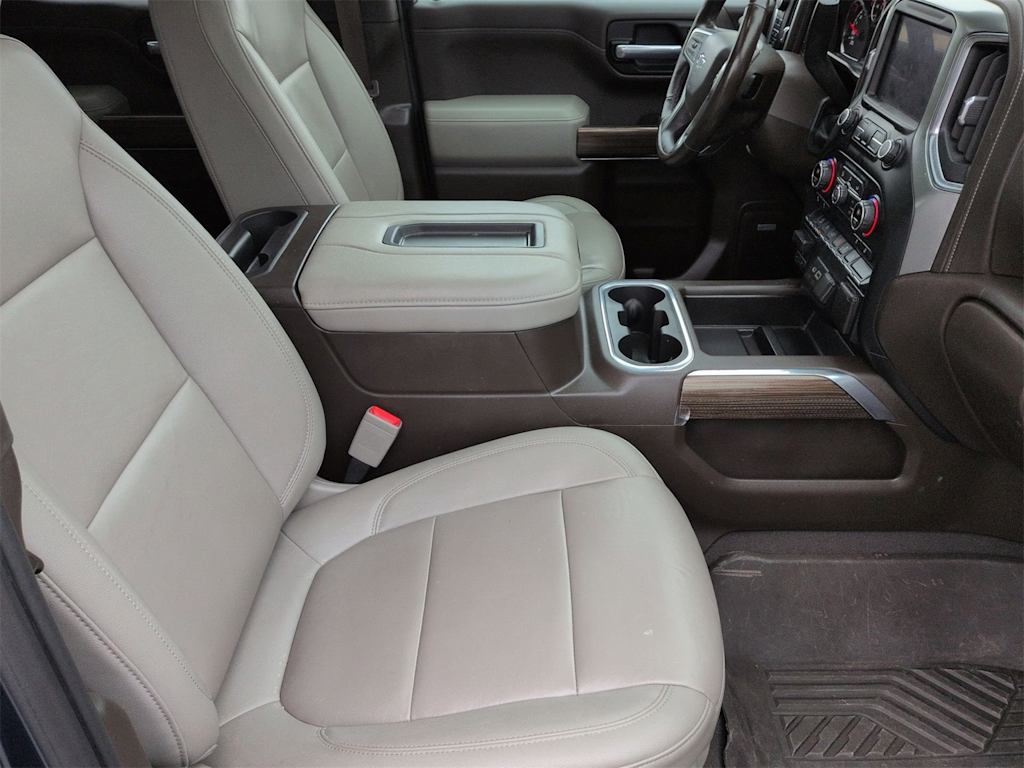 Thumbnail: 2021 Chevrolet Silverado 1500 - 32