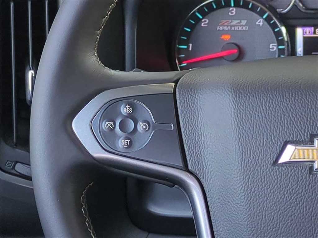 Thumbnail: 2014 Chevrolet Silverado 1500 - 28