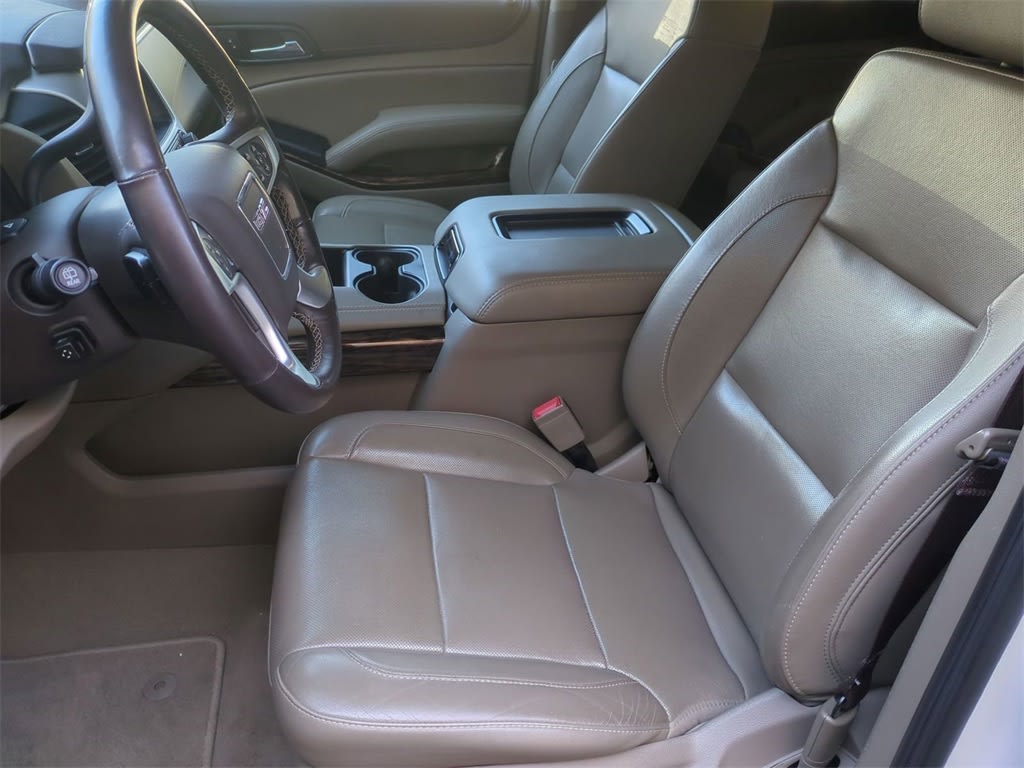 2019 GMC Yukon SLT 10