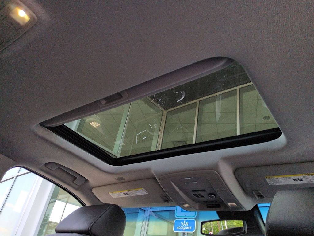 Thumbnail: 2019 GMC Yukon - 29