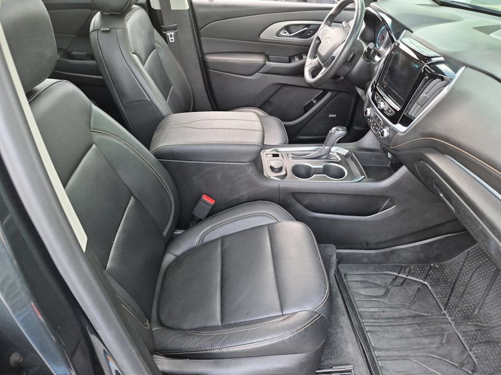 Thumbnail: 2019 Chevrolet Traverse - 11