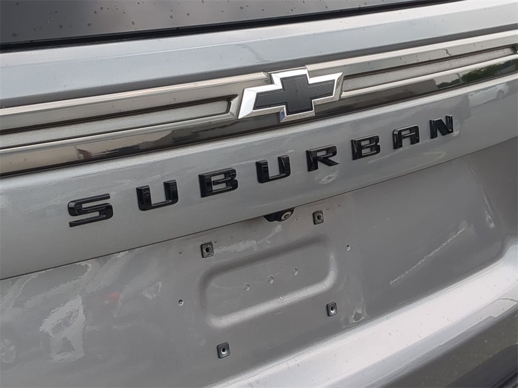 Thumbnail: 2021 Chevrolet Suburban - 25