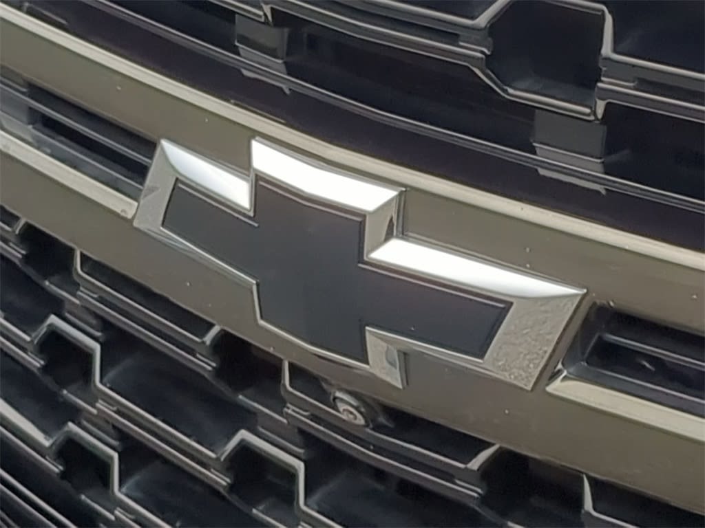 Thumbnail: 2021 Chevrolet Suburban - 6