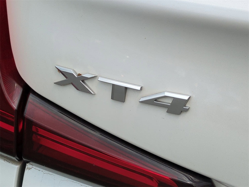 Thumbnail: 2019 Cadillac XT4 - 26
