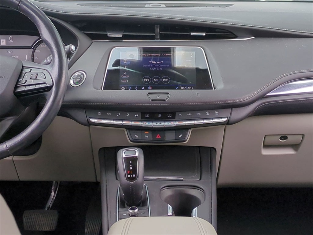 Thumbnail: 2019 Cadillac XT4 - 14