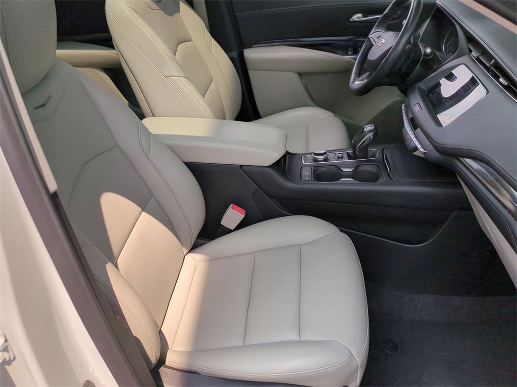 Thumbnail: 2019 Cadillac XT4 - 31