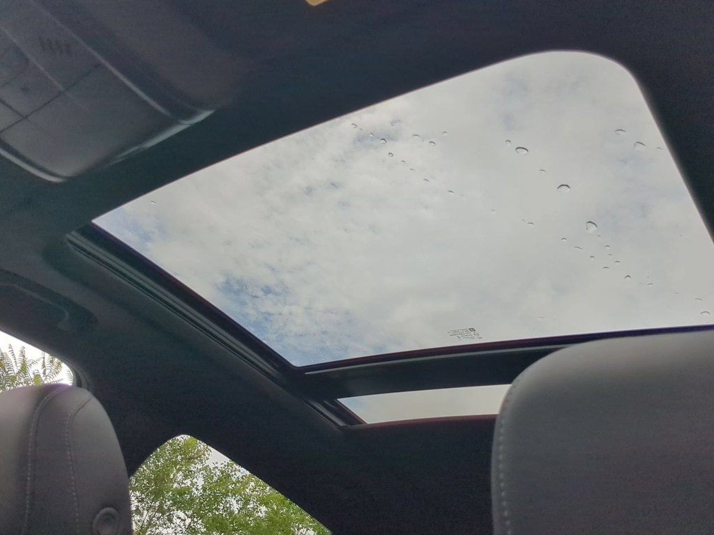 Thumbnail: 2024 Cadillac XT4 - 29