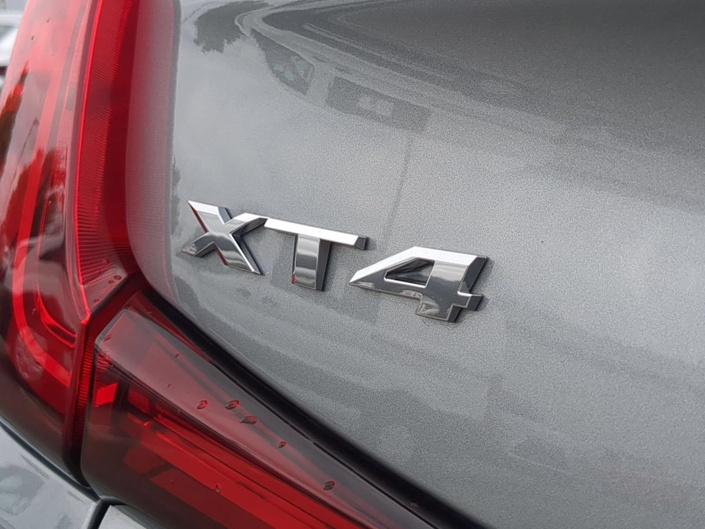 Thumbnail: 2024 Cadillac XT4 - 27