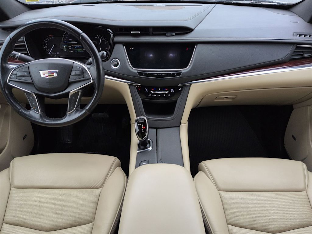 Thumbnail: 2019 Cadillac XT5 - 10