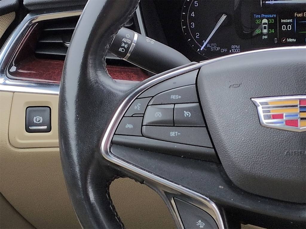 Thumbnail: 2019 Cadillac XT5 - 32