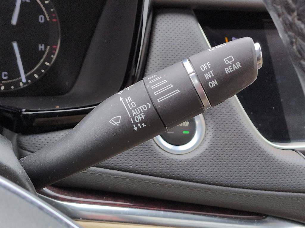 Thumbnail: 2019 Cadillac XT5 - 16