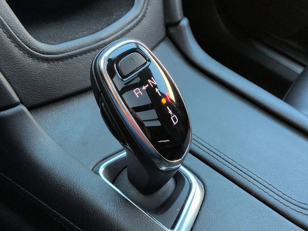 Thumbnail: 2018 Cadillac XT5 - 16