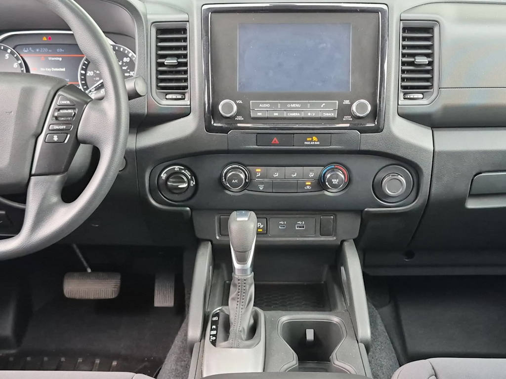 Thumbnail: 2022 Nissan Frontier - 15