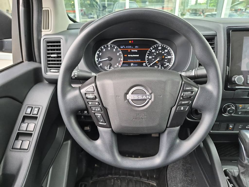 Thumbnail: 2022 Nissan Frontier - 14