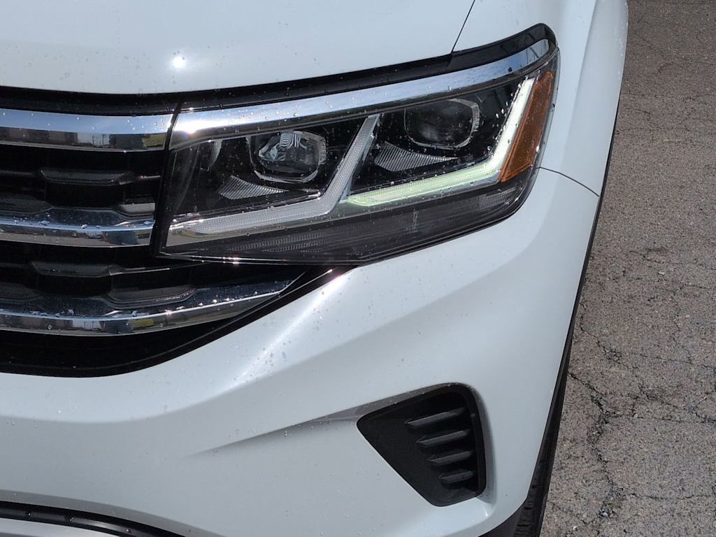 Thumbnail: 2022 Volkswagen Atlas - 25