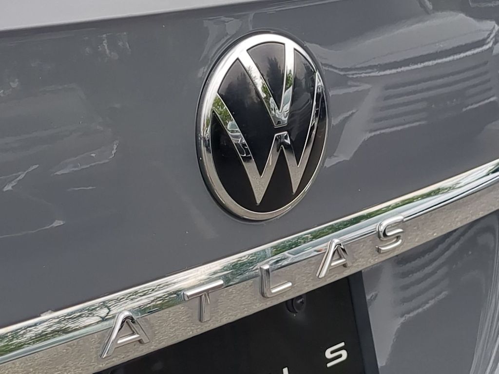 Thumbnail: 2021 Volkswagen Atlas - 27