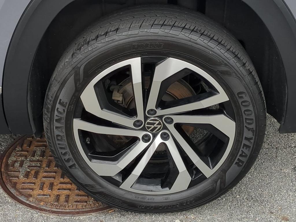 Thumbnail: 2021 Volkswagen Atlas - 8