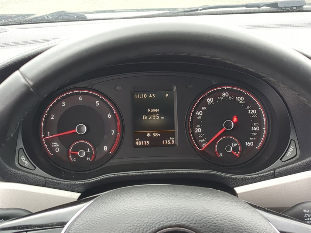 Thumbnail: 2022 Volkswagen Passat - 16