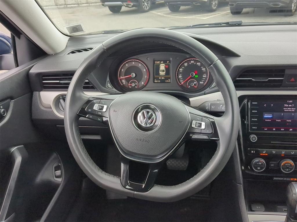 Thumbnail: 2022 Volkswagen Passat - 13
