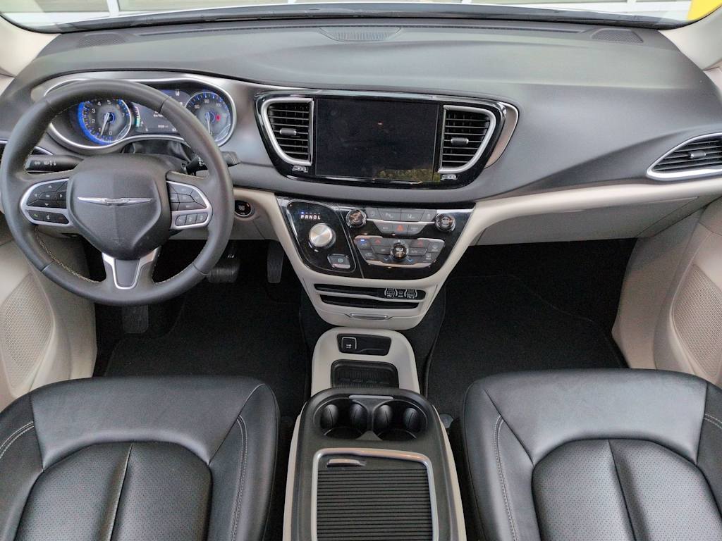 Thumbnail: 2024 Chrysler Pacifica - 10