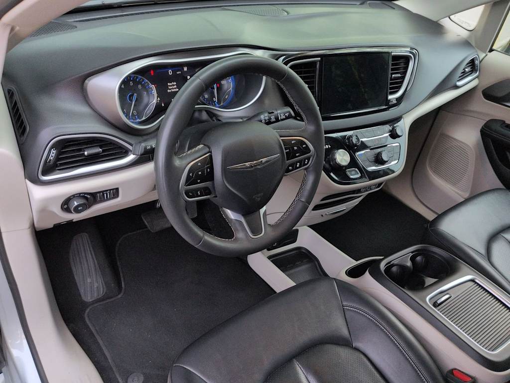 Thumbnail: 2024 Chrysler Pacifica - 2