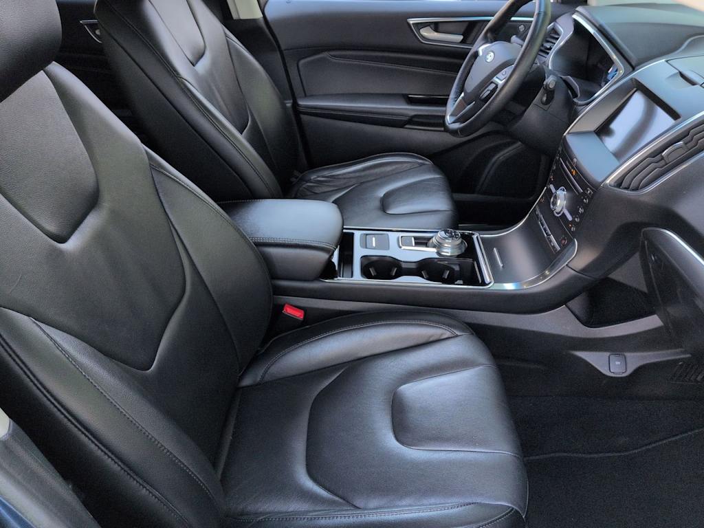 Thumbnail: 2019 Ford Edge - 12
