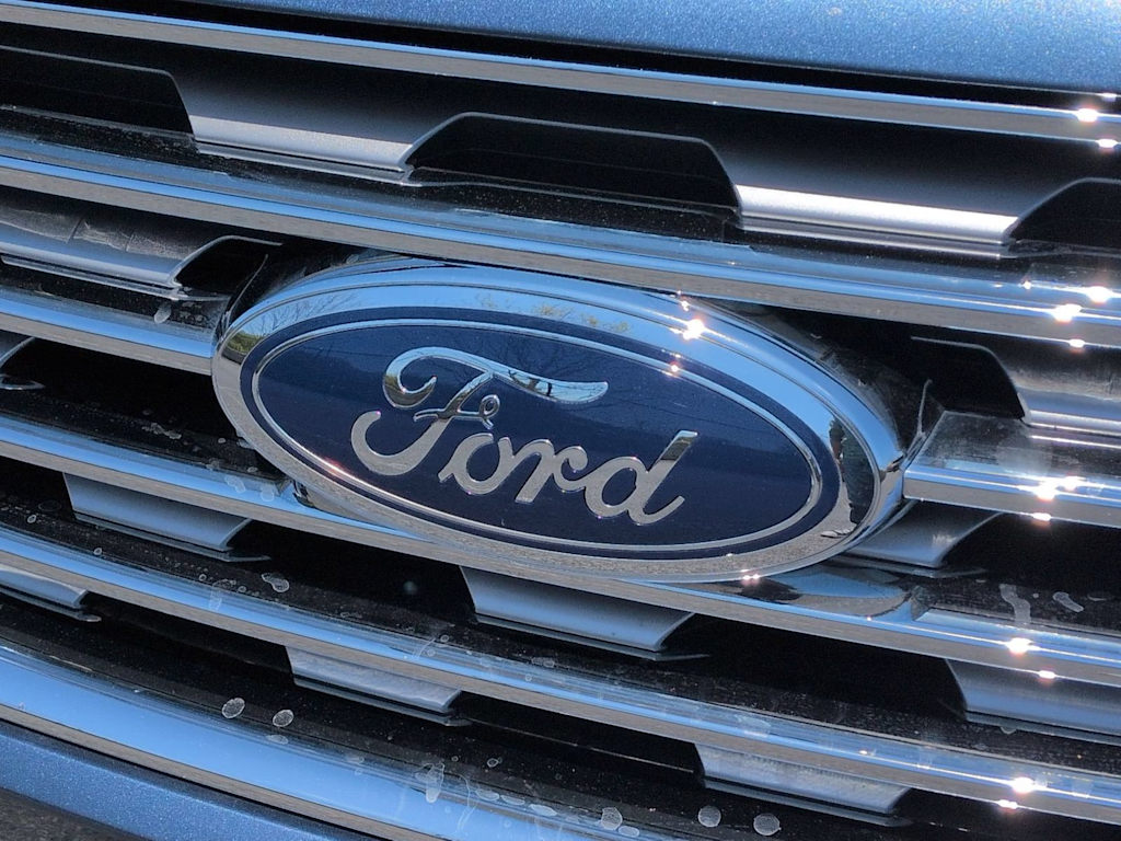 Thumbnail: 2019 Ford Edge - 7