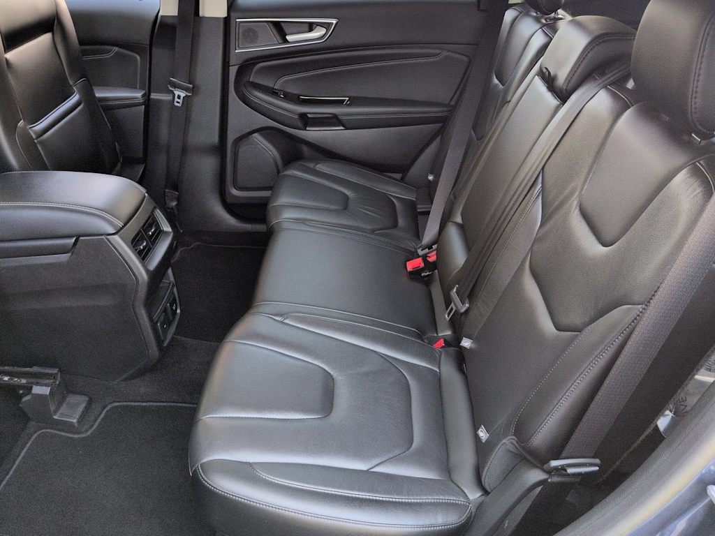 Thumbnail: 2019 Ford Edge - 28