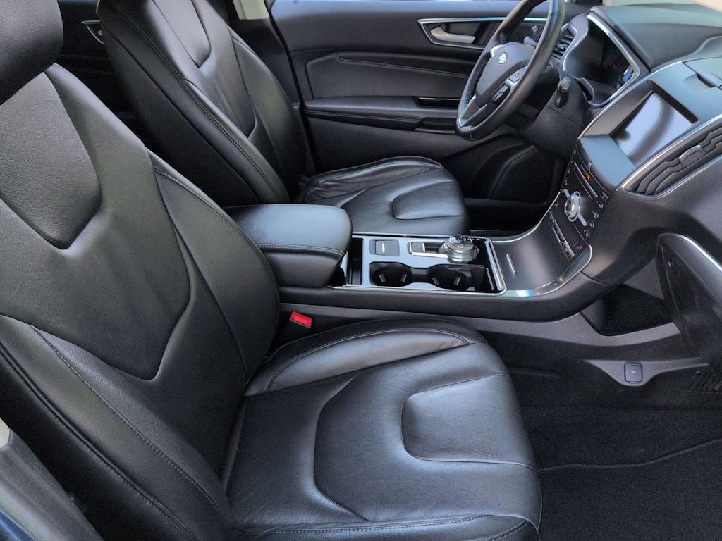 Thumbnail: 2019 Ford Edge - 12