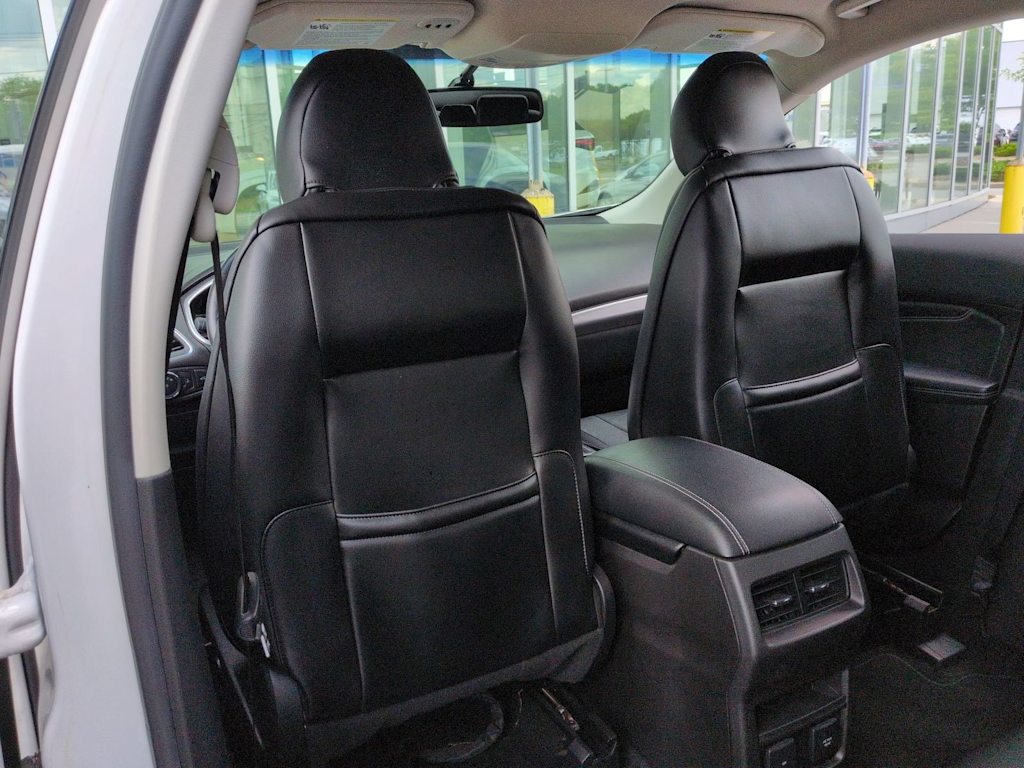 Thumbnail: 2017 Ford Edge - 9