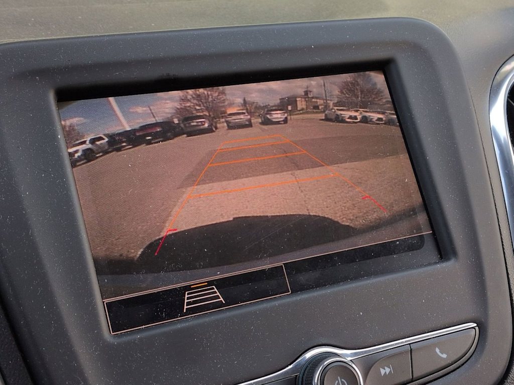 Thumbnail: 2022 Chevrolet Equinox - 33