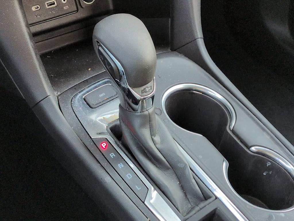 Thumbnail: 2022 Chevrolet Equinox - 36