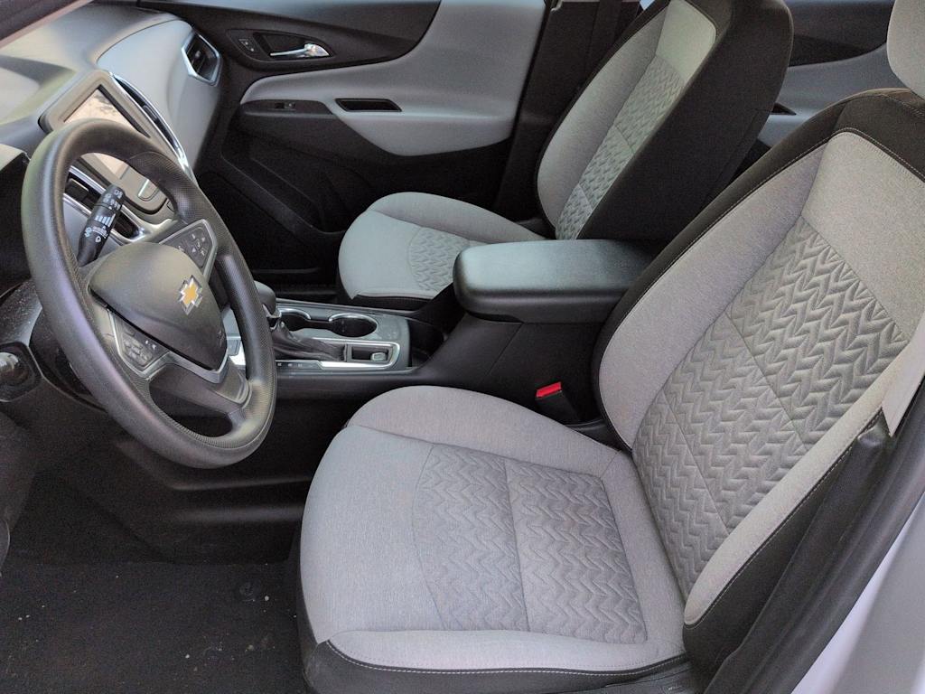 Thumbnail: 2022 Chevrolet Equinox - 11