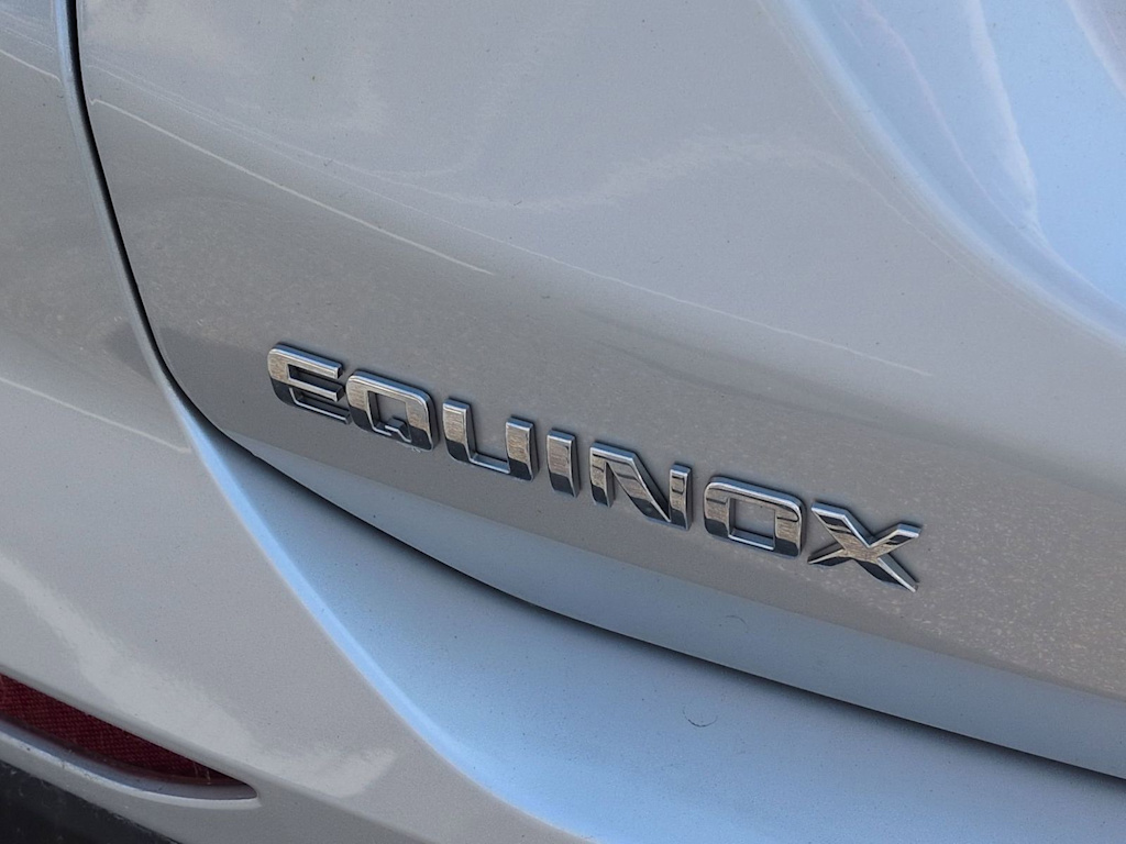 Thumbnail: 2022 Chevrolet Equinox - 26