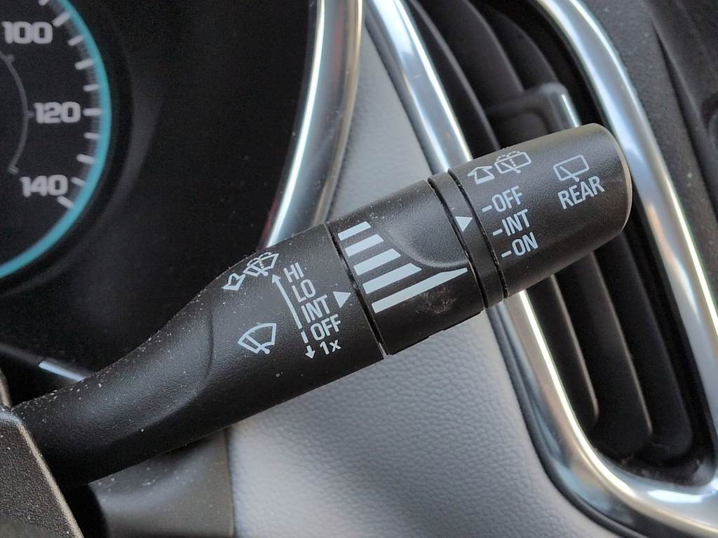 Thumbnail: 2022 Chevrolet Equinox - 16