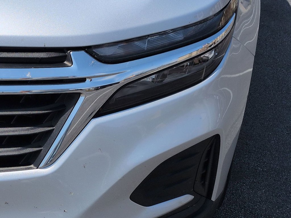 Thumbnail: 2022 Chevrolet Equinox - 25