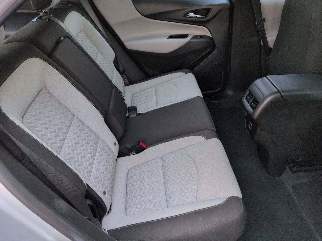 Thumbnail: 2022 Chevrolet Equinox - 29