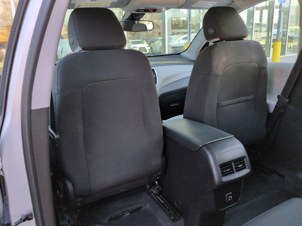 Thumbnail: 2022 Chevrolet Equinox - 13