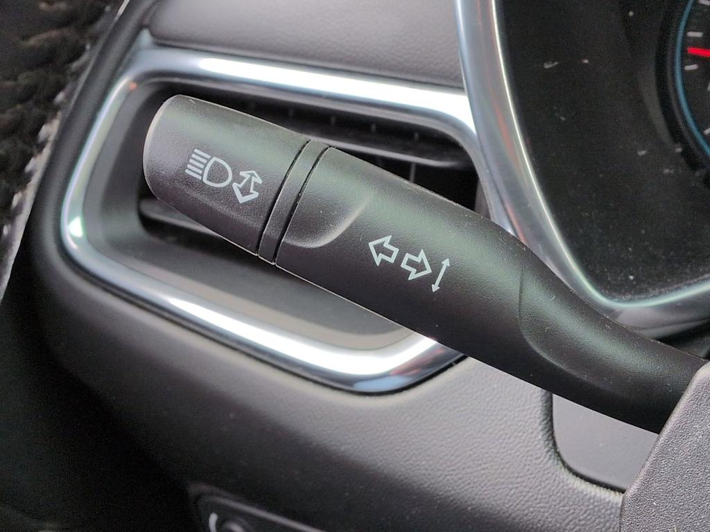 Thumbnail: 2018 Chevrolet Equinox - 33