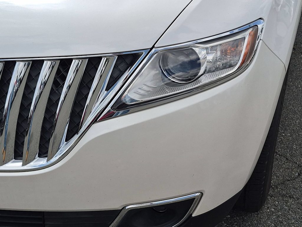 Thumbnail: 2012 Lincoln MKX - 26